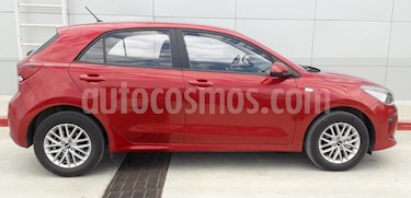 Kia Rio Hatchback LX usado (2018) color Rojo precio $195,000