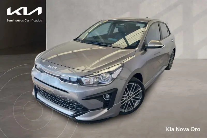 Foto Kia Rio Hatchback S Pack usado (2023) color Gris financiado en mensualidades(enganche $91,288 mensualidades desde $7,836)