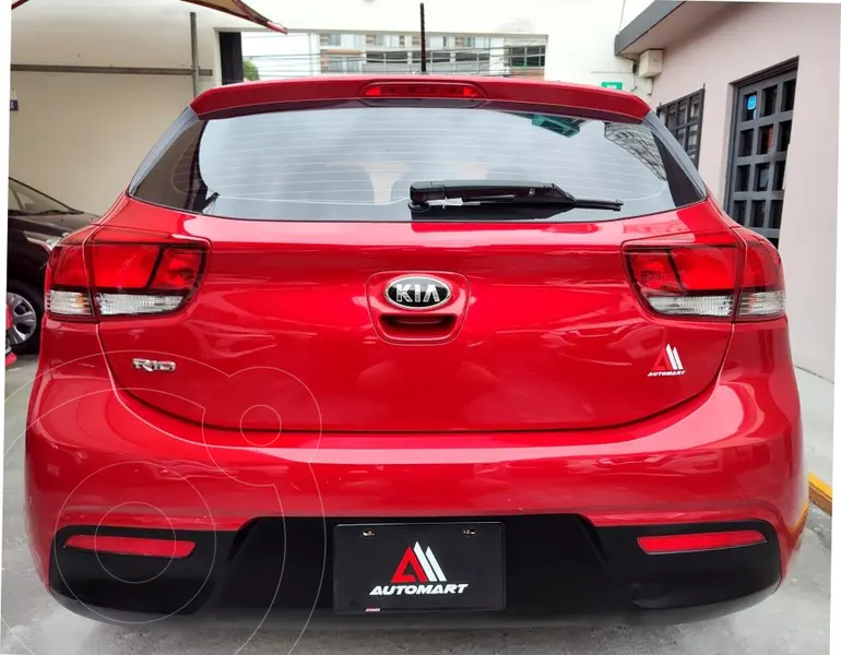 kia rio-hatchback