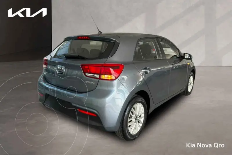 kia rio-hatchback