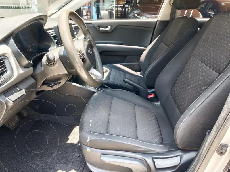 kia rio-hatchback
