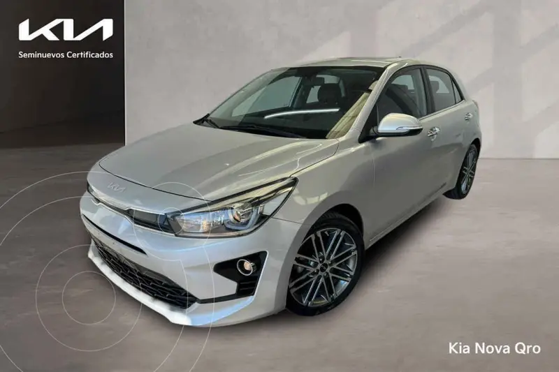 Foto Kia Rio Hatchback EX Pack Aut usado (2022) color Gris financiado en mensualidades(enganche $80,388 mensualidades desde $6,901)