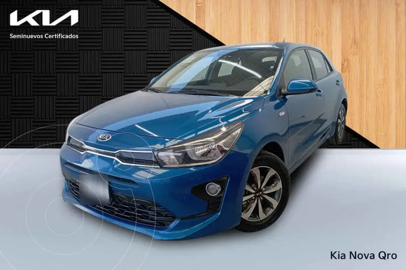 Foto Kia Rio Hatchback LX Aut usado (2021) color Azul precio $295,000