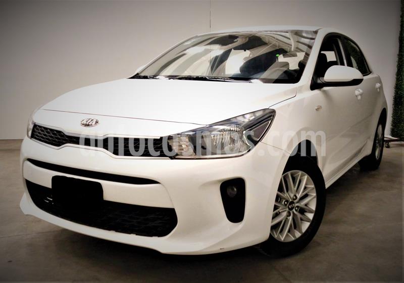 Kia Rio Hatchback LX usado (2019) color Blanco precio $189,999