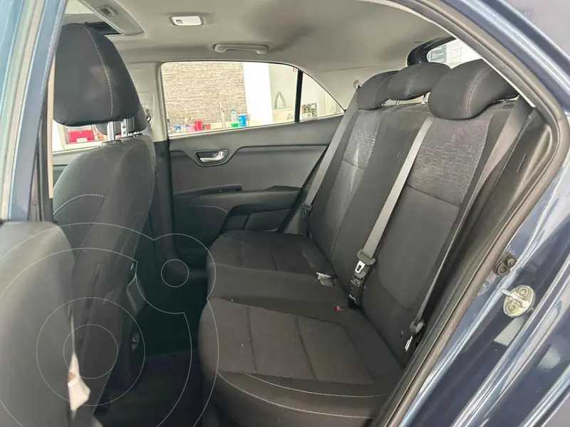 kia rio-hatchback