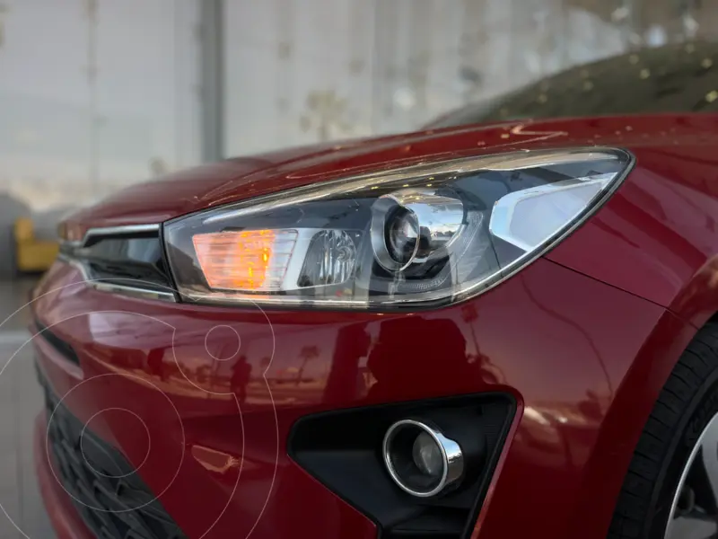 kia rio-hatchback