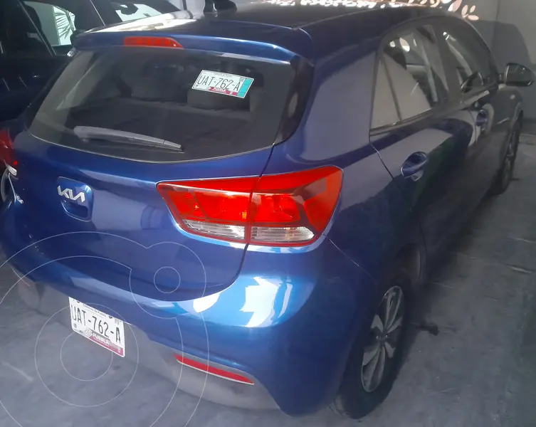 kia rio-hatchback