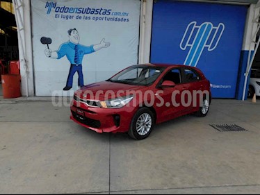 foto Kia Rio Hatchback LX usado (2018) color Rojo precio $85,000