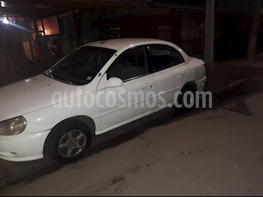 Kia Rio Look 1.3L Dh usado (2001) color Blanco precio $1.500.000