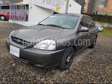 foto KIA Rio Sedán 1.5L LS Stylus usado (2014) color Gris precio $19.500.000