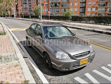 KIA Rio Sedan 1.5L Stylus usado (2016) color Gris precio $19.300.000