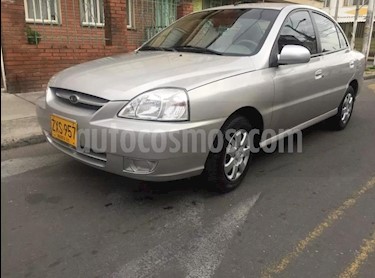 KIA Rio Sedan 1.5L LS Stylus Ac usado (2014) color Plata precio $20.500.000