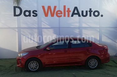 Foto venta Auto usado Kia Rio Sedan EX (2018) color Rojo precio $255,000