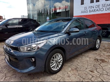 Foto venta Auto Seminuevo Kia Rio Sedan EX (2018) color Gris precio $270,000