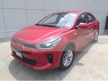 Foto venta Auto usado Kia Rio Sedan EX (2018) color Rojo precio $209,000