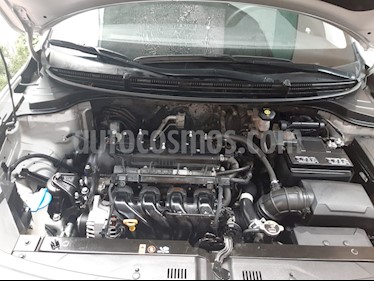 foto Kia Rio Sedán LX Aut usado (2018) color Plata precio $225,000