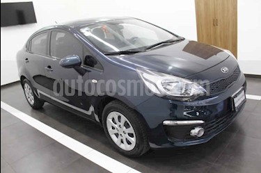 foto Kia Rio Sedán LX usado (2017) color Negro precio $179,000