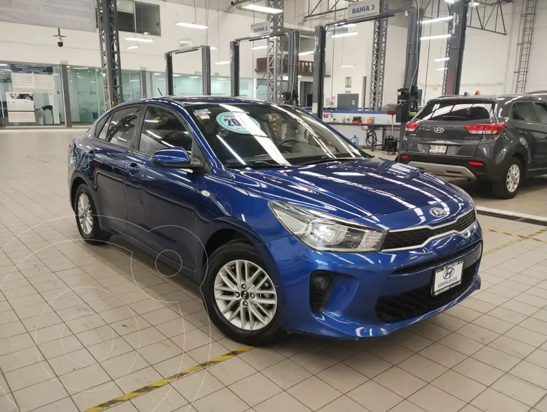 Foto Kia Rio Sedan LX usado (2019) color Azul precio $235,000