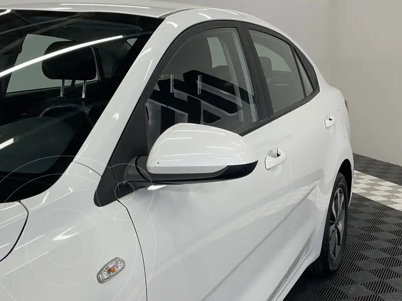 kia rio-sedan