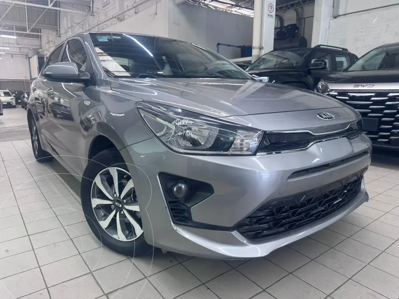Foto Kia Rio Sedan LX usado (2021) color Gris financiado en mensualidades(enganche $87,738 mensualidades desde $3,769)