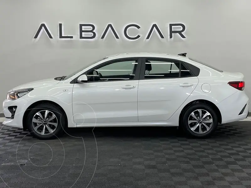 kia rio-sedan