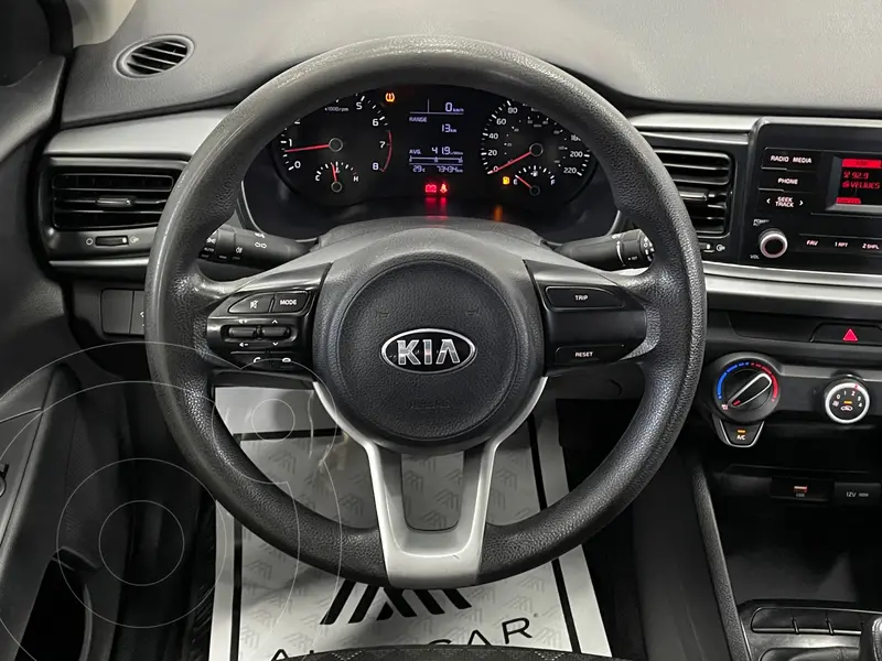 kia rio-sedan