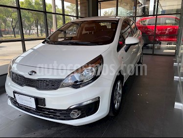 Kia Rio Sedan LX usado (2016) color Blanco precio $134,000