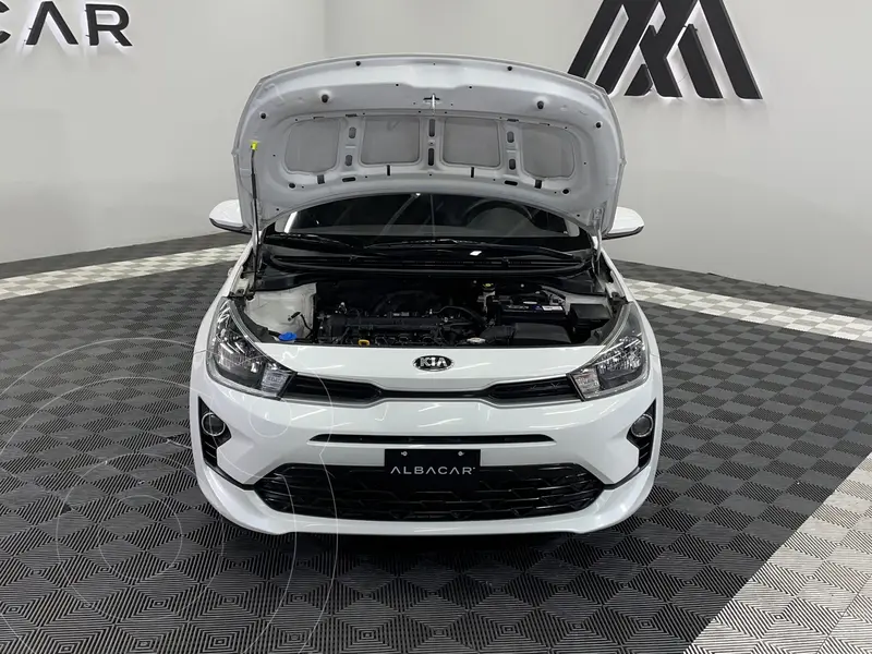 kia rio-sedan
