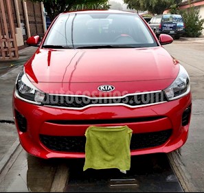 foto Kia Rio Sedán LX usado (2018) color Rojo precio $200,000