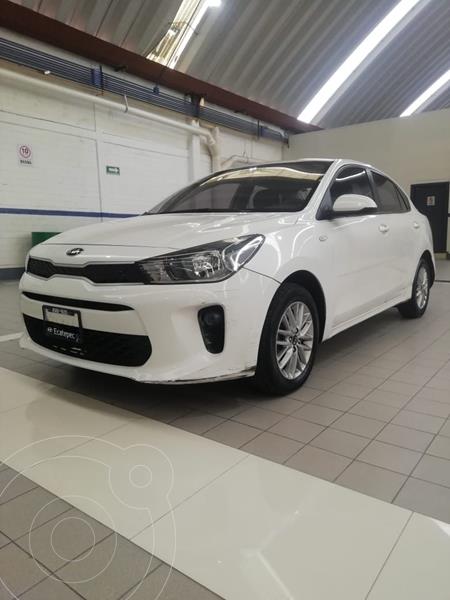 Foto Kia Rio Sedan LX Aut usado (2018) color Blanco precio $172,200
