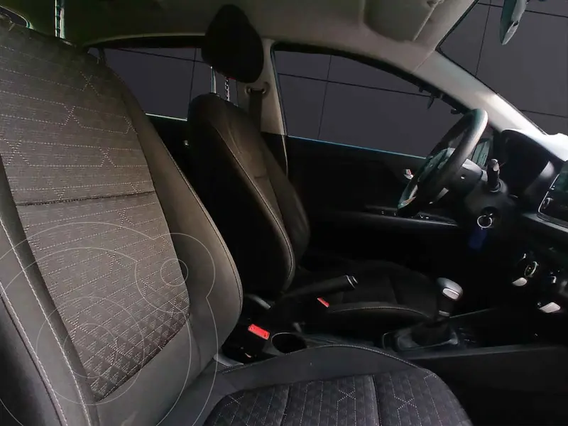 kia rio-sedan