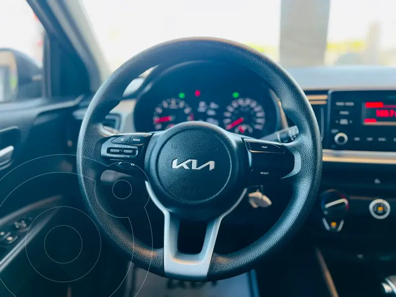kia rio-sedan