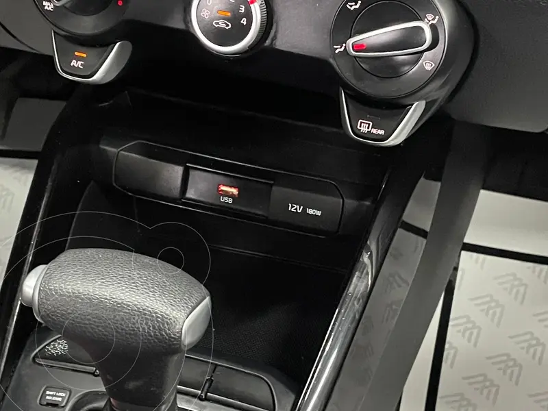 kia rio-sedan