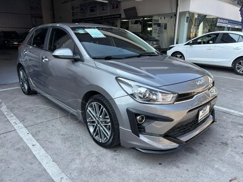 Foto Kia Rio Sedan S Pack usado (2023) color Gris financiado en mensualidades(enganche $132,506 mensualidades desde $5,575)