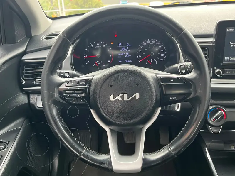 kia rio-sedan