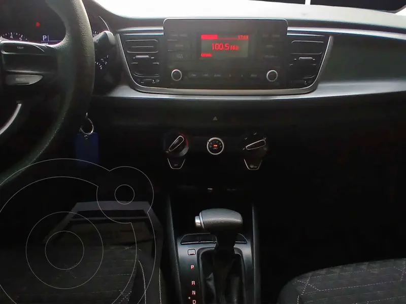 kia rio-sedan