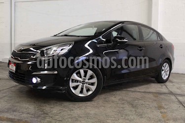 foto Kia Rio Sedán EX usado (2017) color Negro precio $189,000