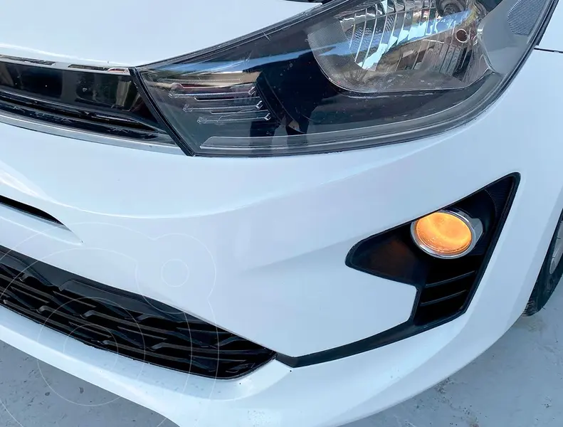 kia rio-sedan