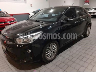 foto Kia Rio Sedán 5P EX L4/1.6 AUT usado (2018) color Negro precio $245,000