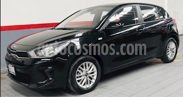 foto Kia Rio Sedán 5p LX L4/1.6 Man usado (2018) color Negro precio $199,000