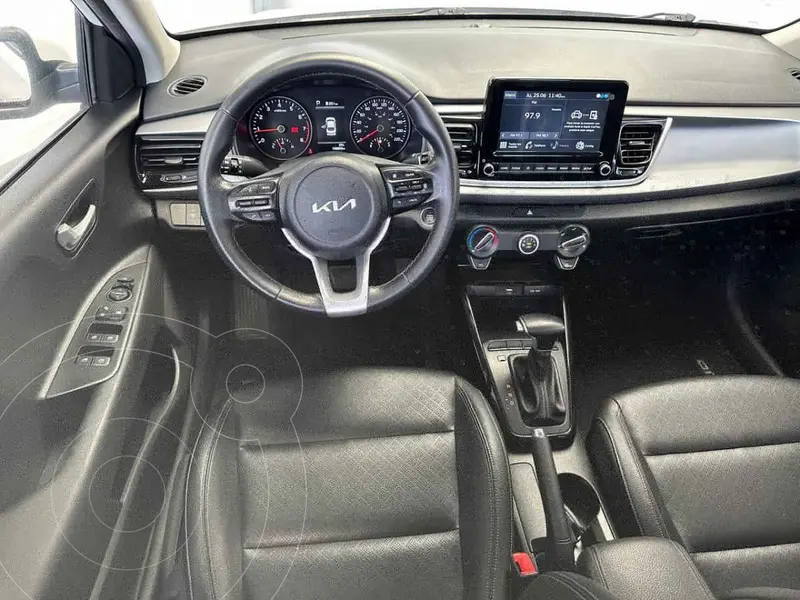 kia rio-sedan