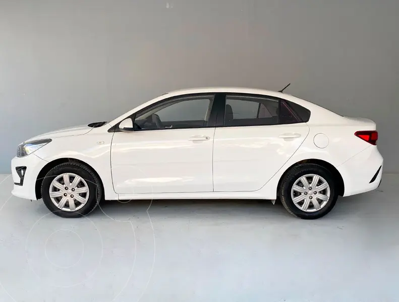 kia rio-sedan