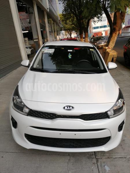 Kia Rio Sedan LX usado (2020) color Blanco precio $270,000