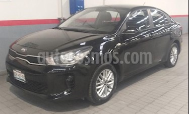 foto Kia Rio Sedán 5p LX L4/1.6 Man usado (2018) color Negro precio $199,000