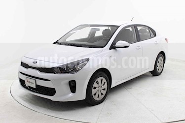 Kia Rio Sedan LX Aut usado (2018) color Blanco precio $169,000