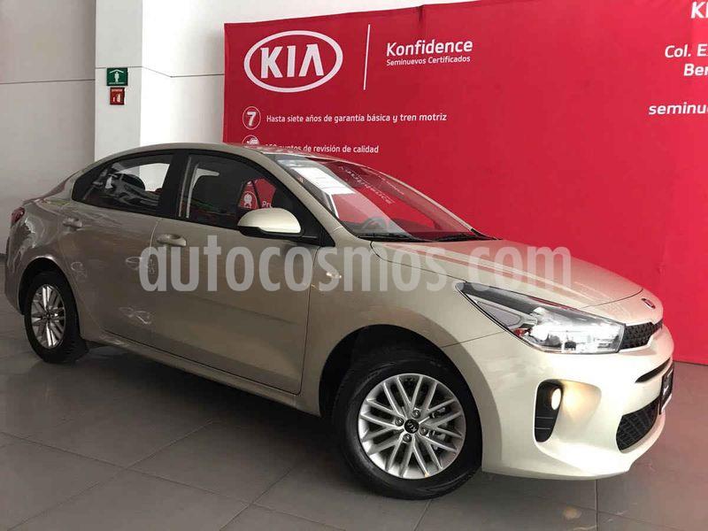 foto Kia Rio Sedán LX Aut usado (2020) color Bronce precio $255,000