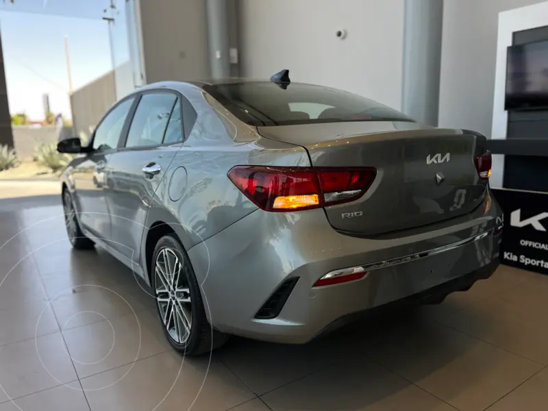 kia rio-sedan