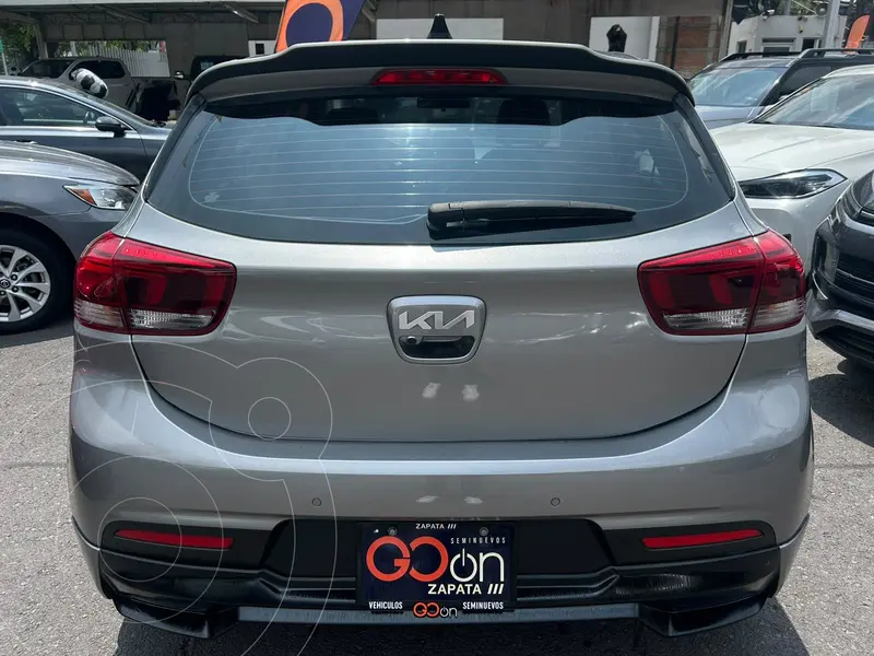 kia rio-sedan