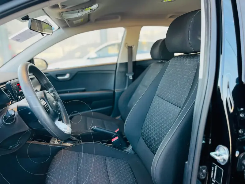 kia rio-sedan