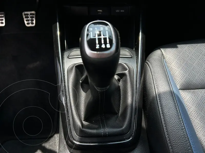 kia rio-sedan